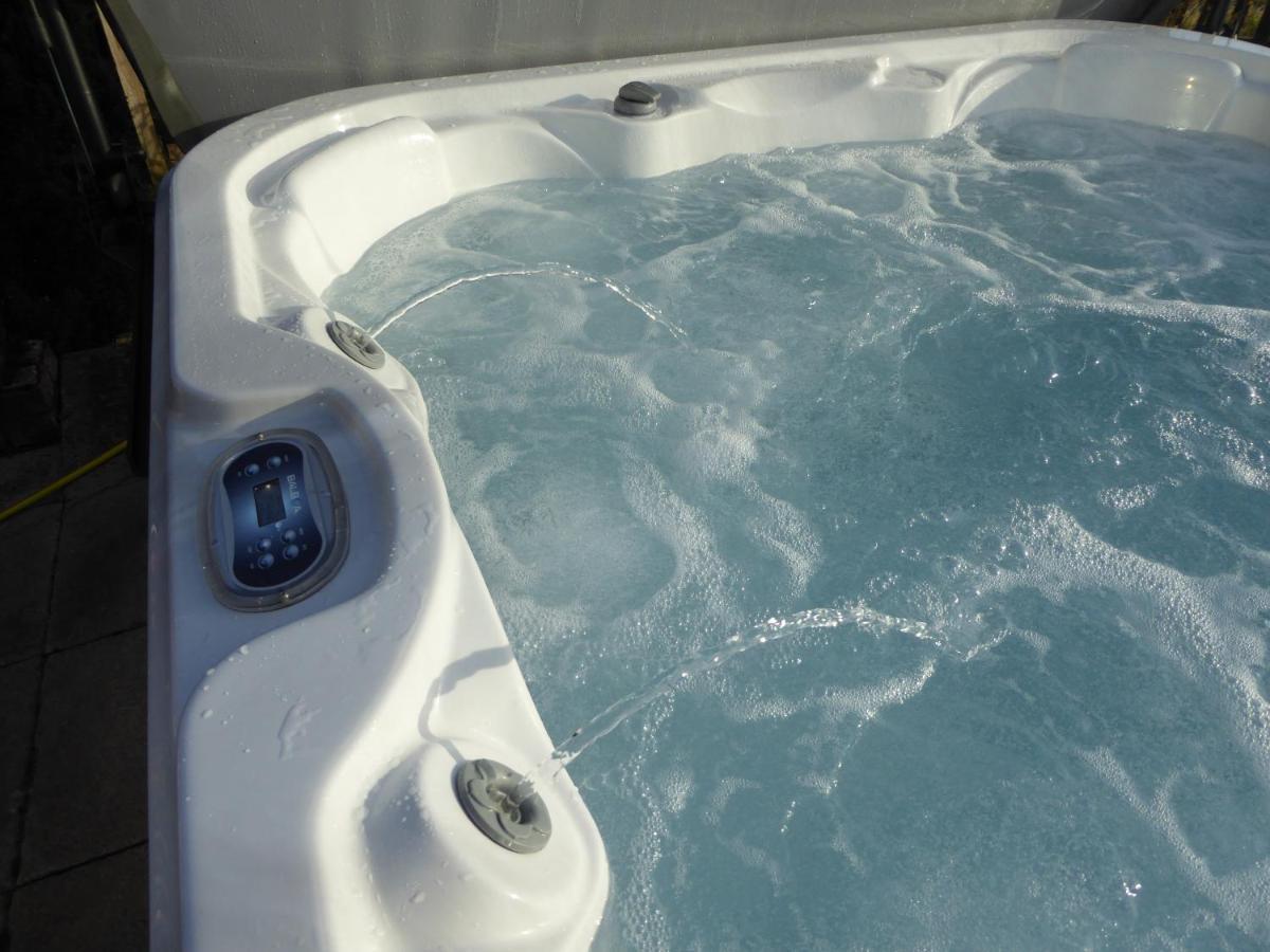 South View Country House Sleeps 12 - Hot Tub - Views Henley-in-Arden Exteriör bild