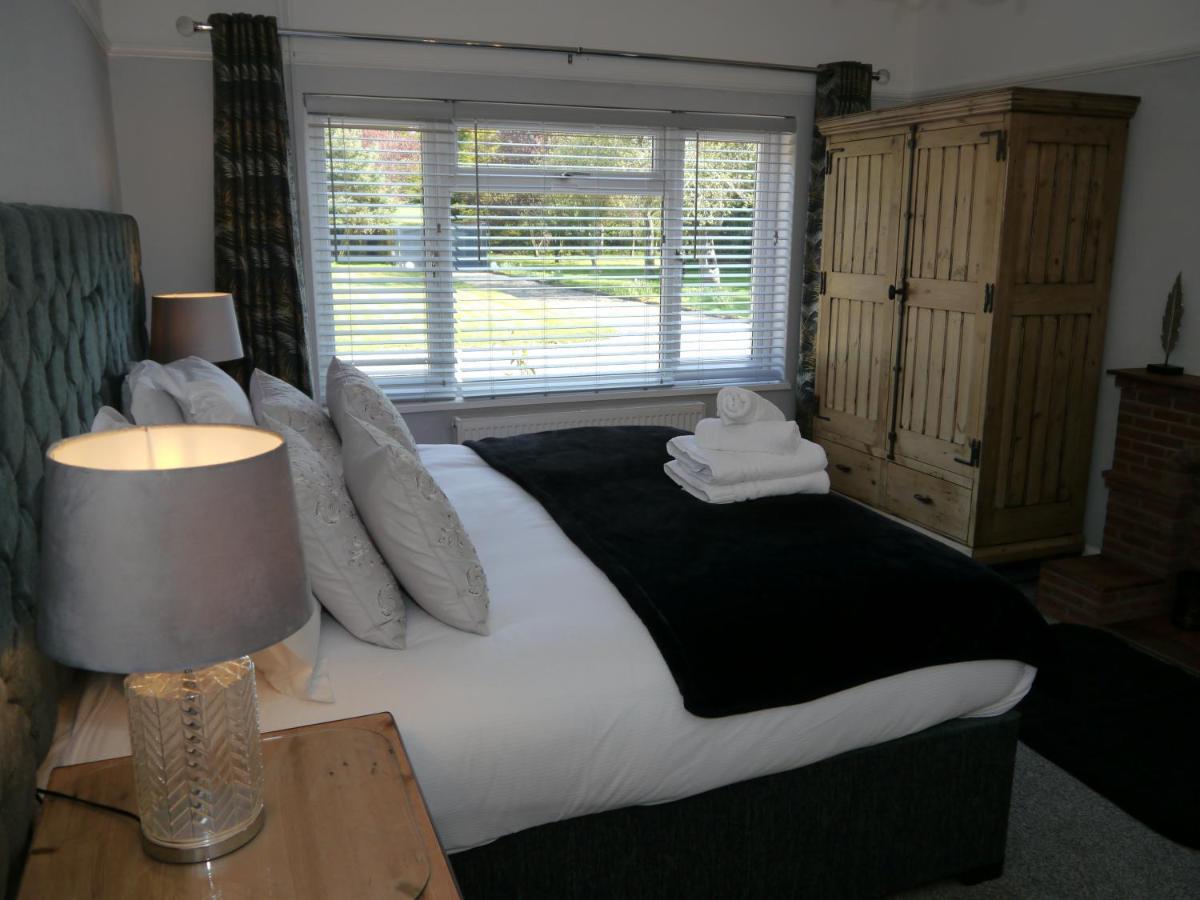 South View Country House Sleeps 12 - Hot Tub - Views Henley-in-Arden Exteriör bild